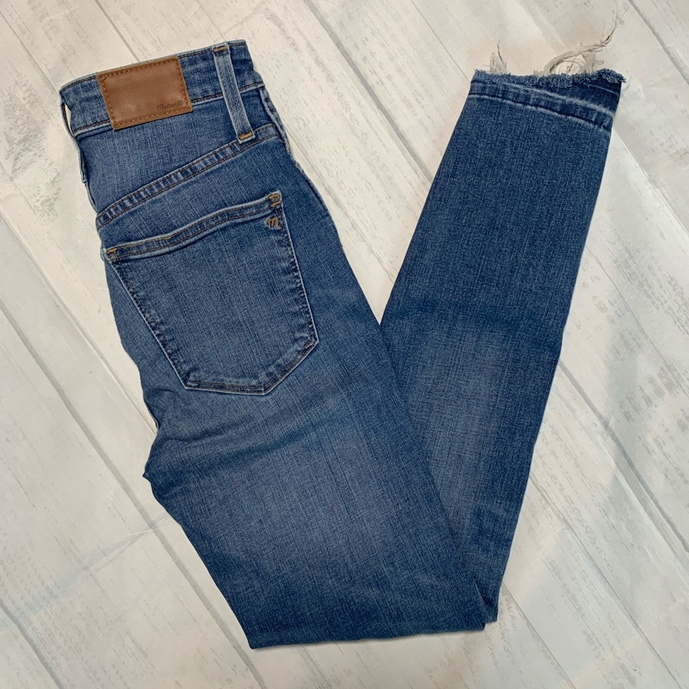 Madewell Curvy High Rise skinny jeans. Size 26. - Picture 2 of 11